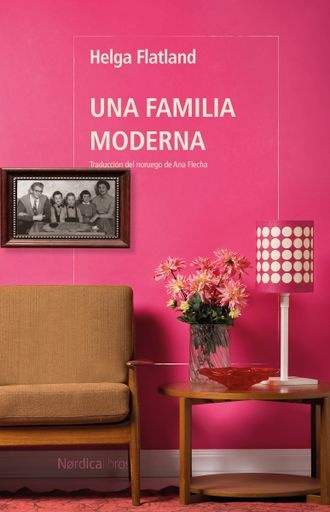 141227-UNA-FAMILIA-MODERNA-9788410200364