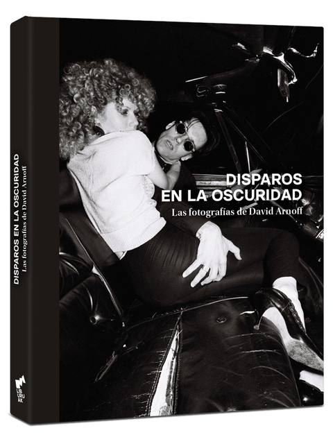 152278-DISPAROS-EN-LA-OSCURIDAD-9788419234728