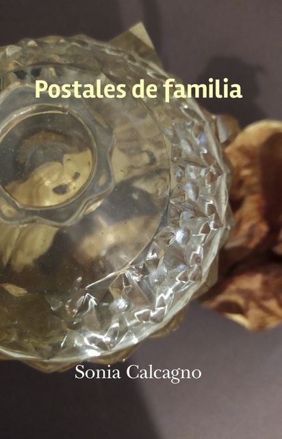 131656-POSTALES-DE-FAMILIA-9789915676432